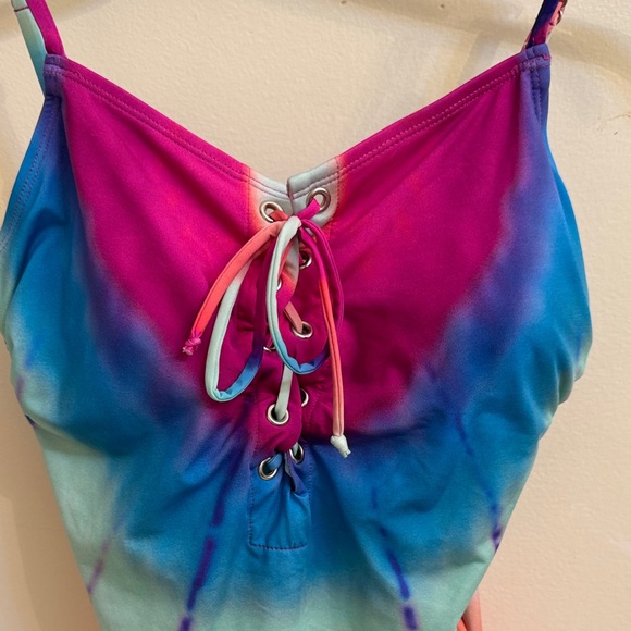 Lucky Brand Tie-Dye One Piece Swimsuit - Picture 4 of 4